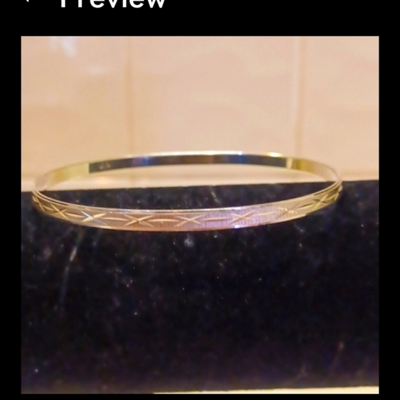 Ericks Sterling Silver Italy   Diamond Cut Style  Italy Stamped  Bangle Bracelet - Picture 6 of 10